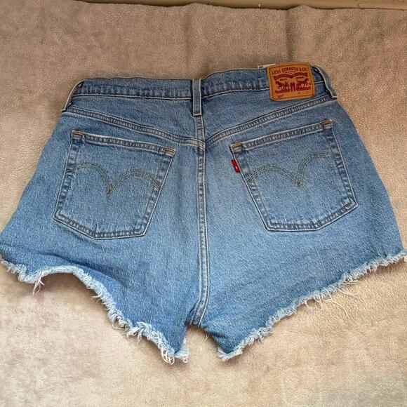 Levi’s 501 raw hem high rise denim shorts size 32 - Picture 6 of 10
